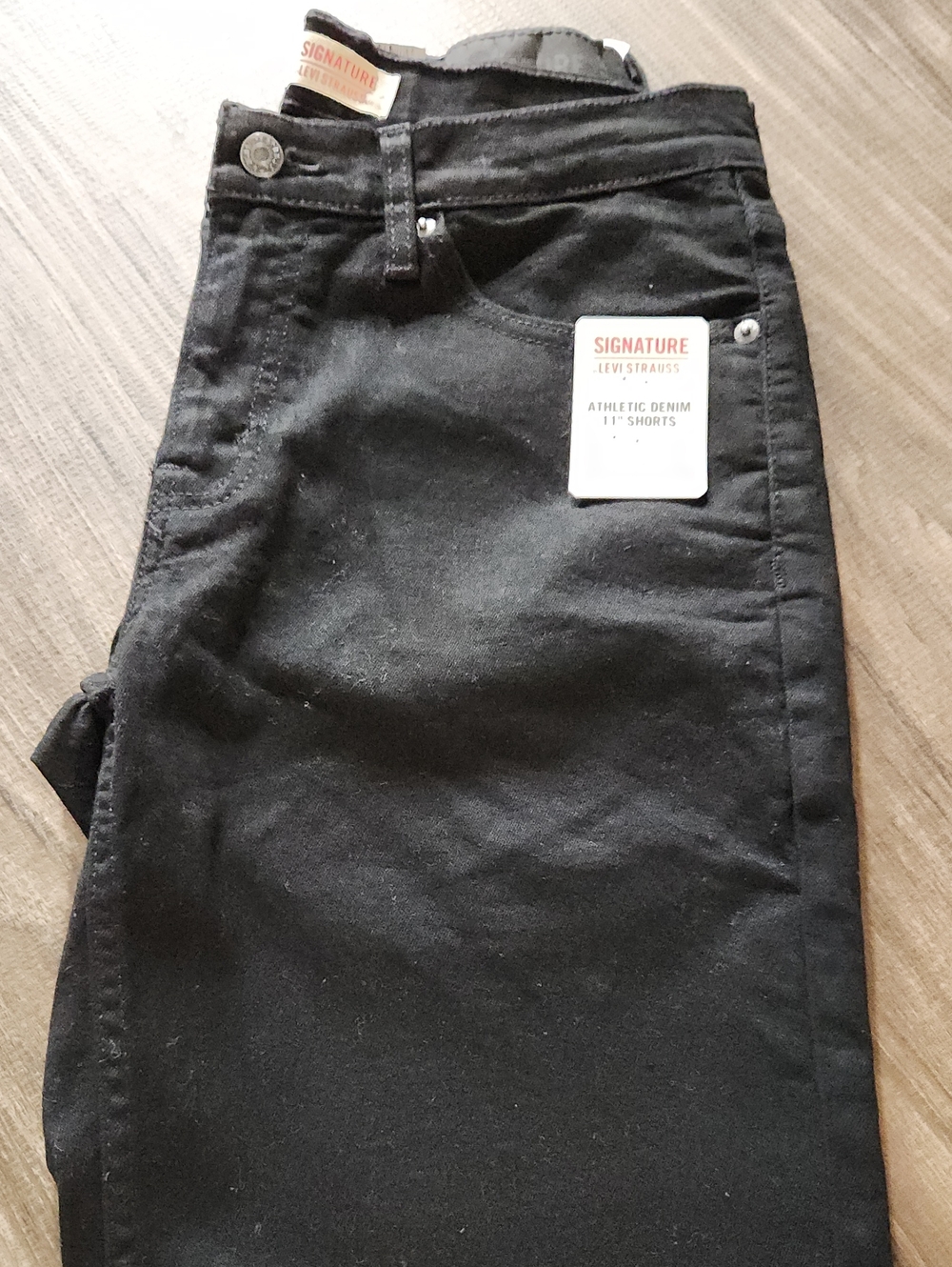 NWT Signature by Levi Strauss Black Women's Denim Shorts